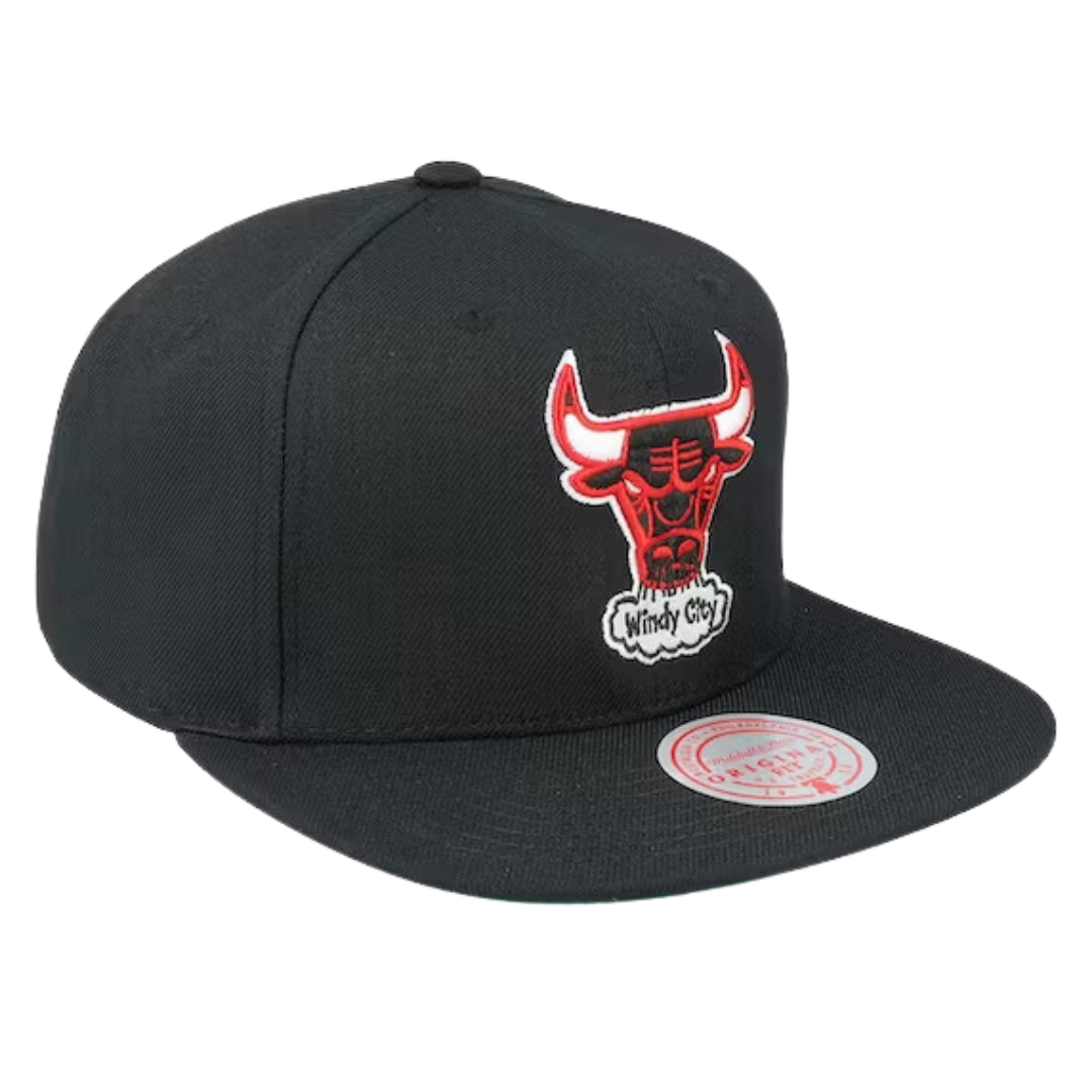 Chicago Bulls Mitchell & Ness NBA Core Snapback Hat