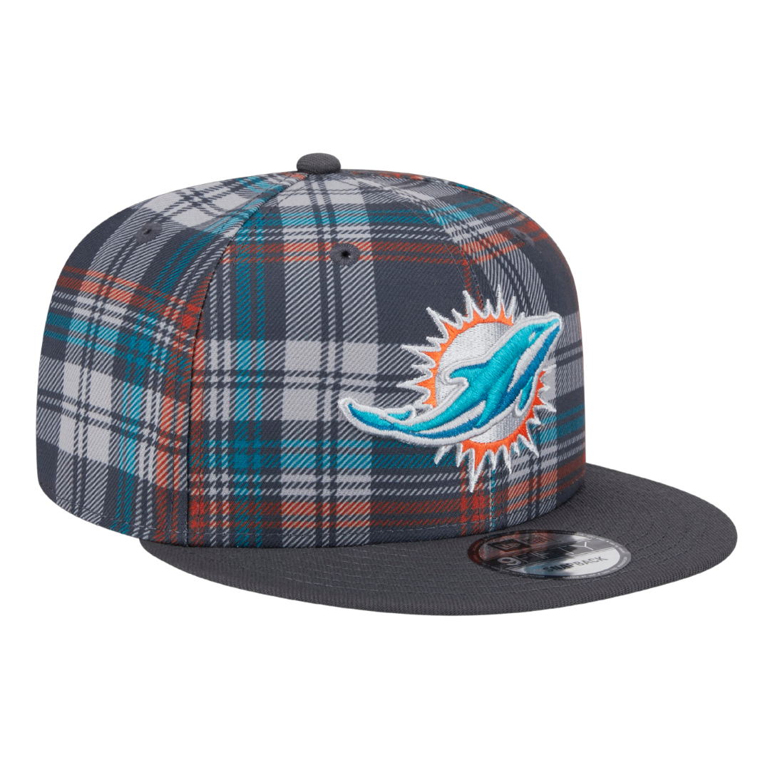 Miami Dolphins 2024 Sideline Statement New Era Plaid 9FIFTY Adjustable Fan Cave