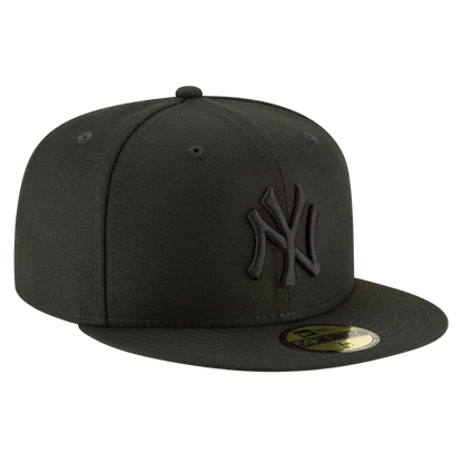 New York Yankees Black On Black New Era 59FIFTY Fitted Hat