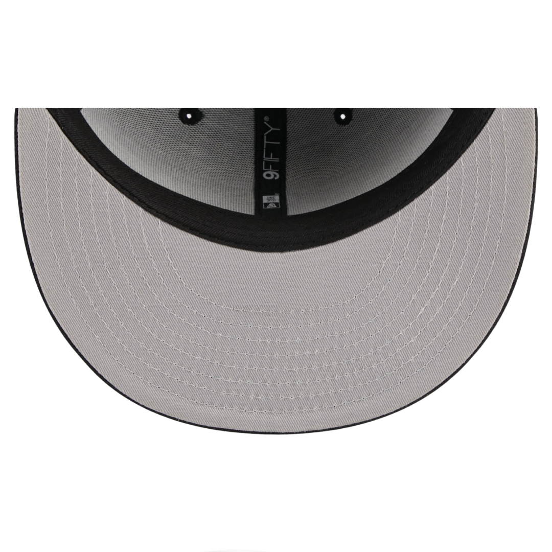 Las Vegas Raiders Metallic Burst Logo New Era Black/Silver 9FIFTY Adjustable Snapback Hat