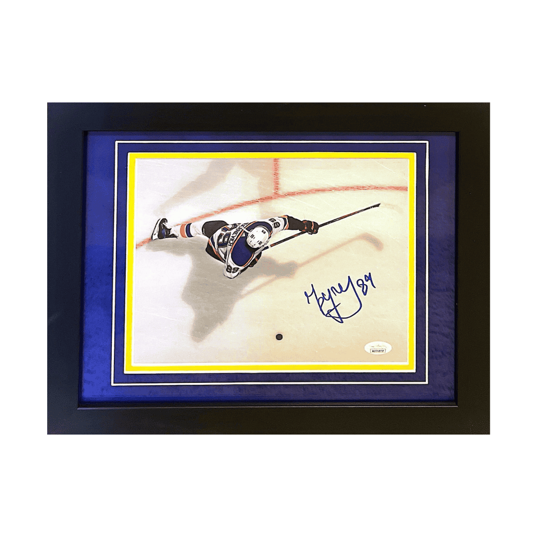 Pavel Buchnevich St Louis Blues Autographed Framed 8x10 Overhead Photo- JSA COA