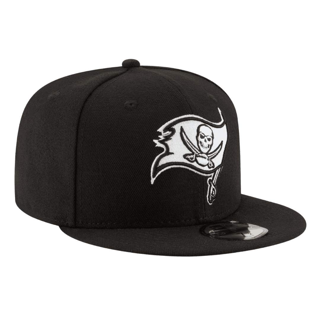 Tampa Bay Buccaneers Black & White Logo New Era 59FIFTY Fitted Hat