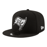 Tampa Bay Buccaneers Black & White Logo New Era 59FIFTY Fitted Hat